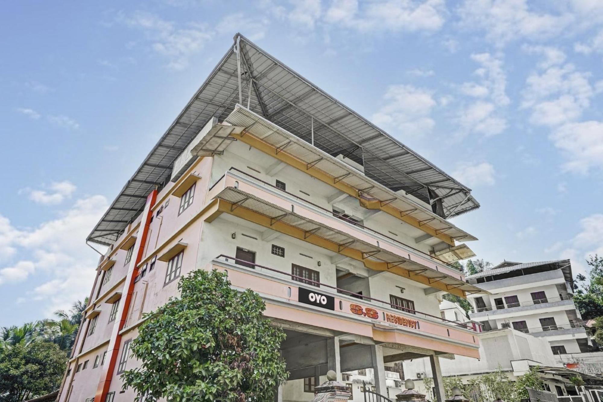 Hotel O Ss Residency Punalur Exteriér fotografie