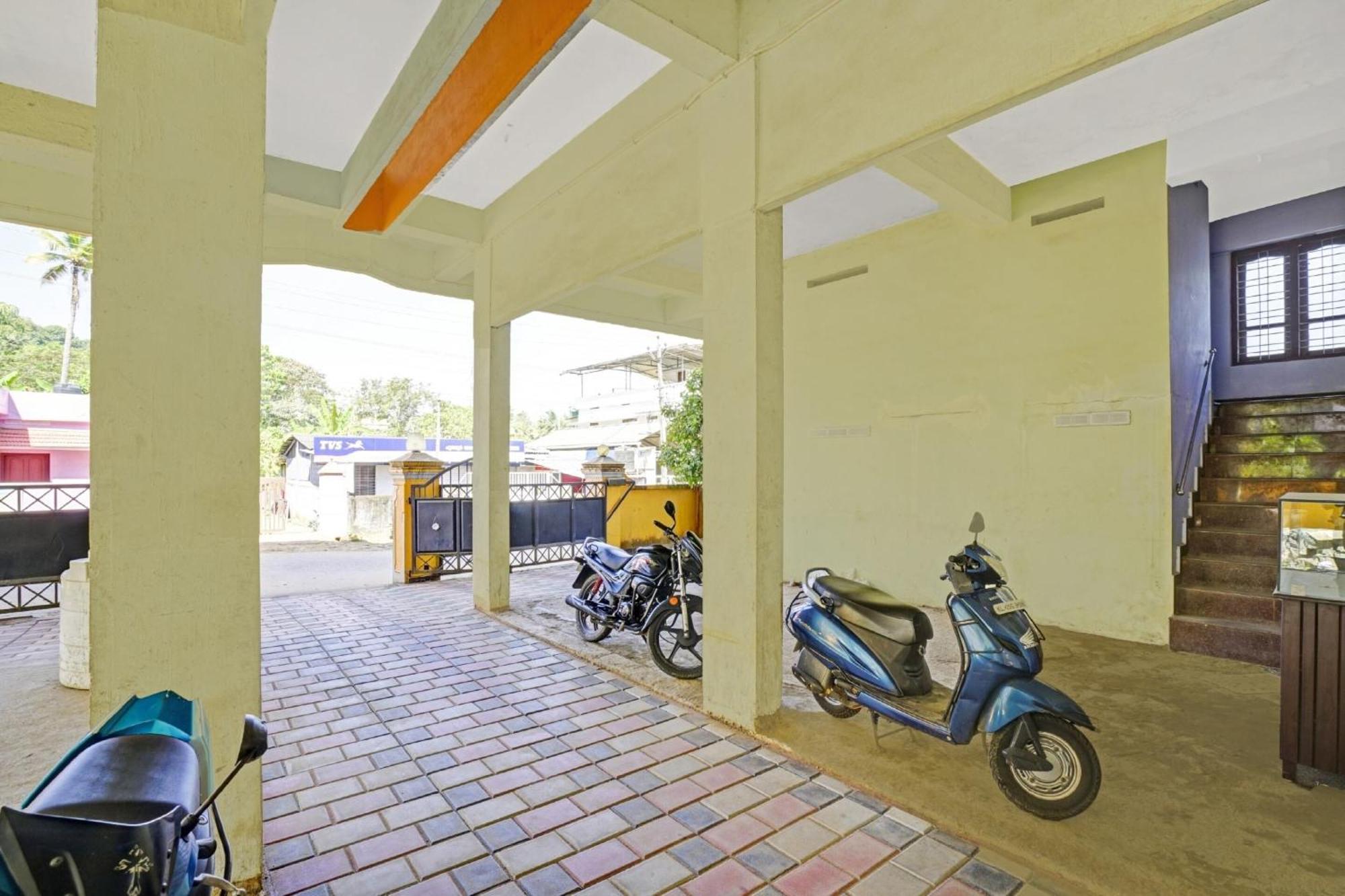 Hotel O Ss Residency Punalur Exteriér fotografie