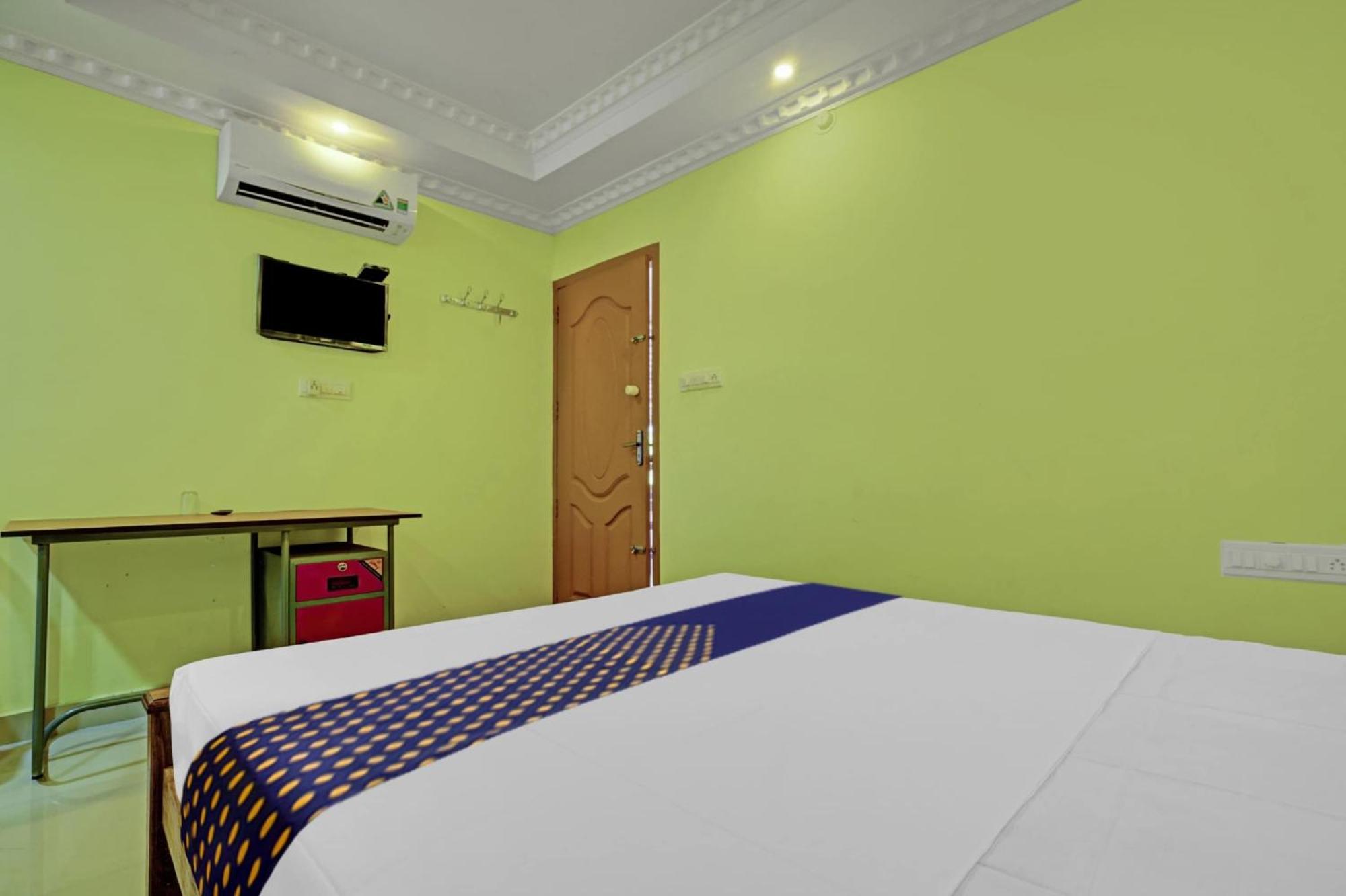 Hotel O Ss Residency Punalur Exteriér fotografie