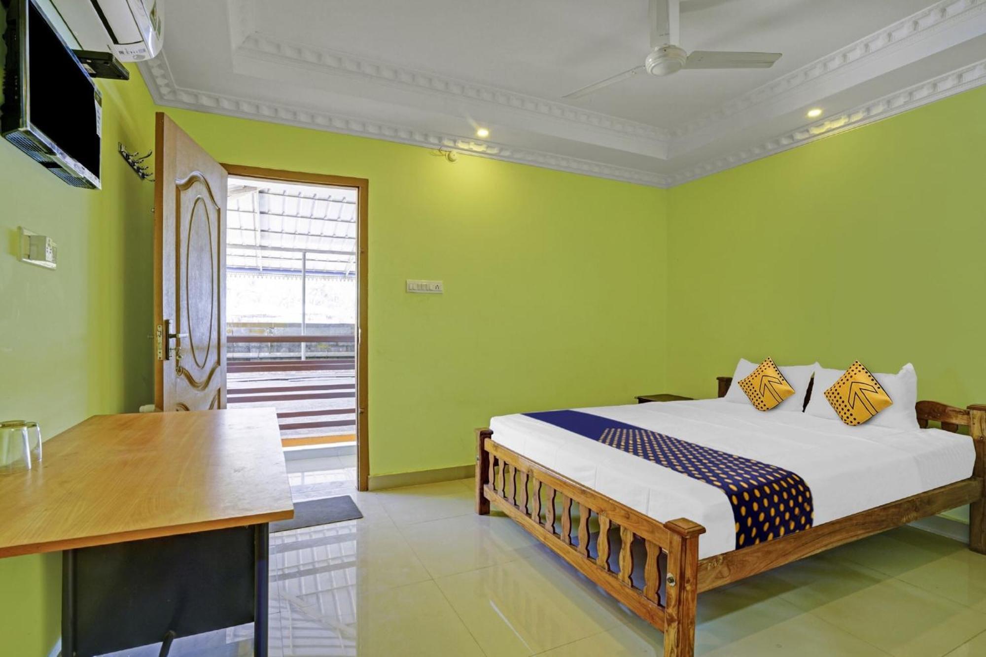 Hotel O Ss Residency Punalur Exteriér fotografie